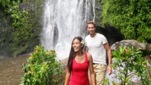 oahu-waterfall-date-hawaii