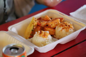 Craving Oahu Kahuku Shrimp? How about pairing it with Circle Island Tour?