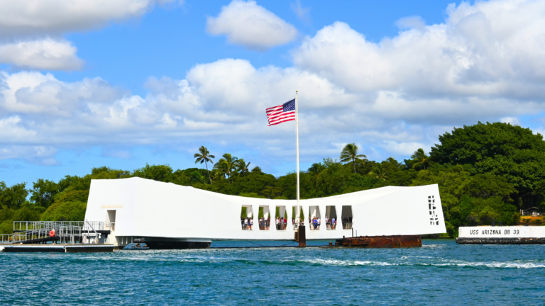 Arizona-memorial-12-7