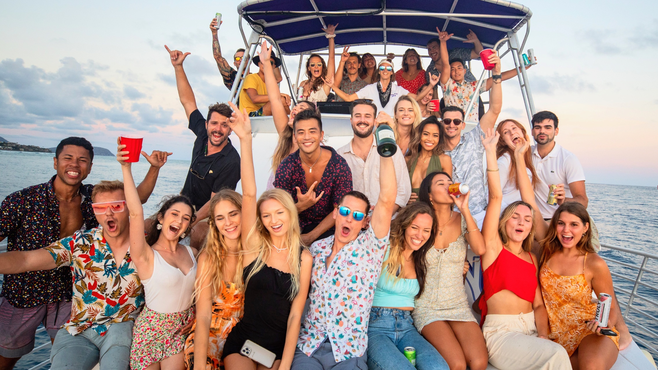 You are currently viewing Boat Party in Waikiki : Waikiki Private Boat Charter