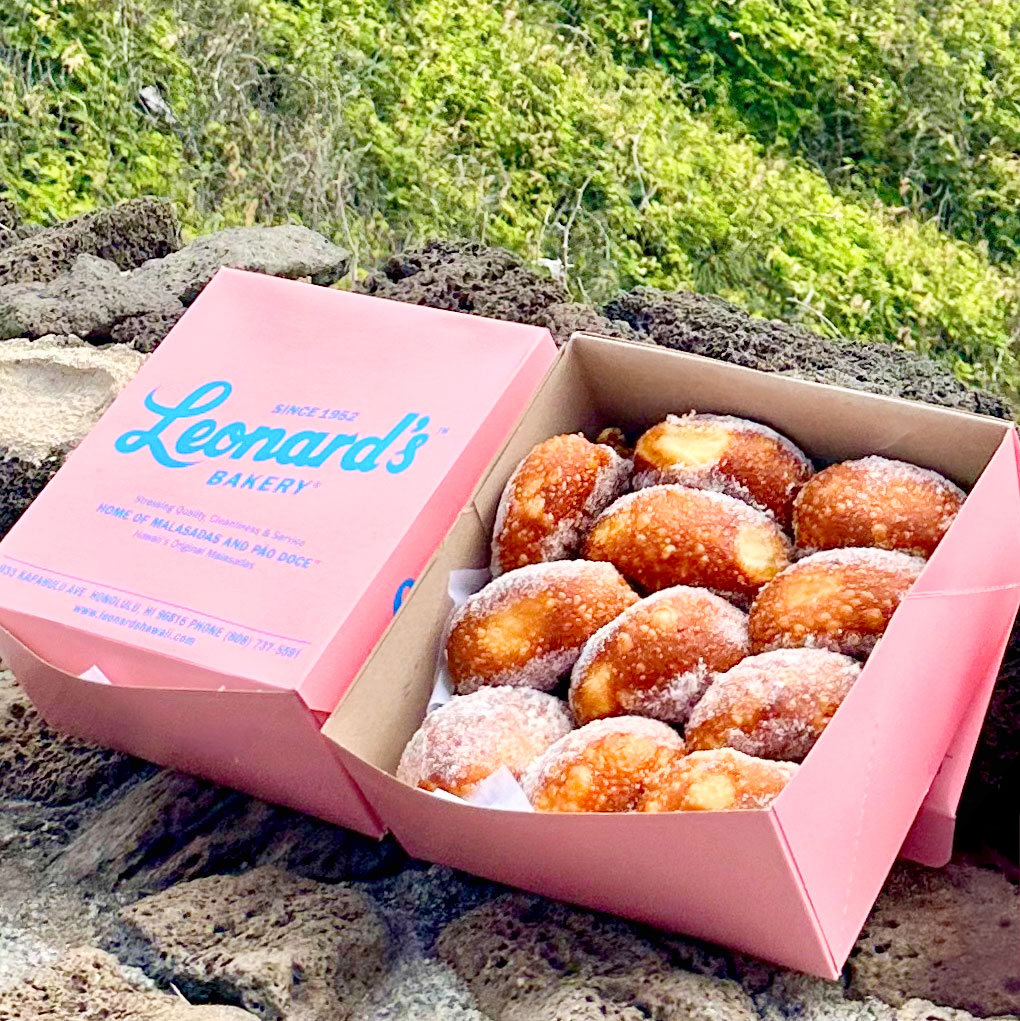 Circle Island tour Leonard's Malasadas