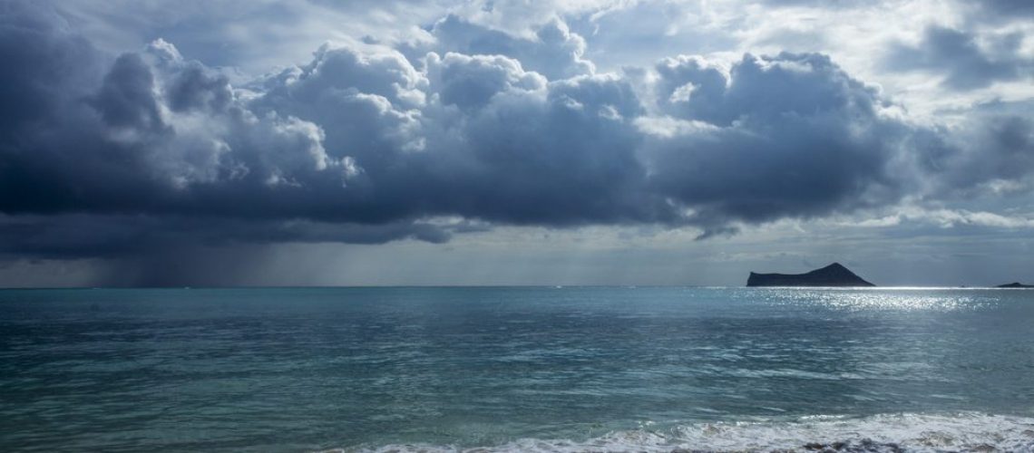 What to Pack for Hawaii During the Rain Season - And You Creations